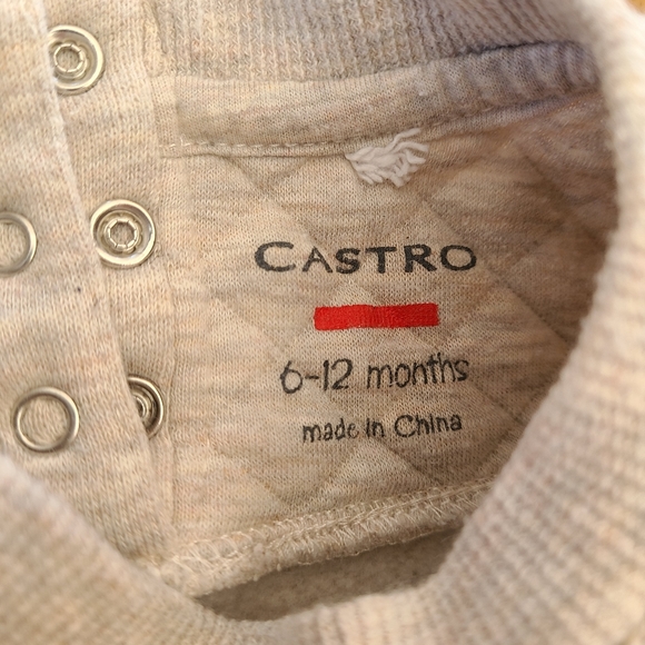 4/$20 Castro Harem pants and sweater - Picture 3 of 4